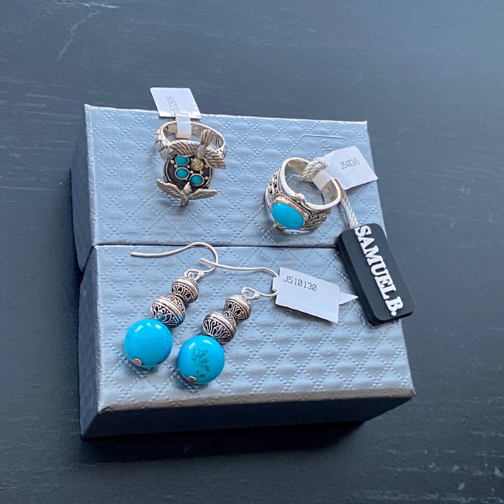 BRAND NEW Sleeping Beauty Turquoise 3-piece Set